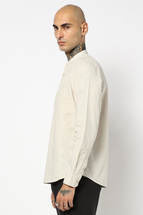OFF WHITE SOLID FULL SLEEVE TAILORED FIT KURTA - Shirt - 250631522