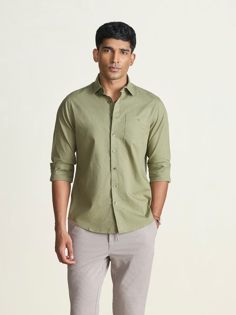 Slub Solid Tailored Fit Shirt
