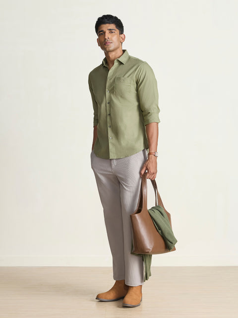 Slub Solid Tailored Fit Shirt