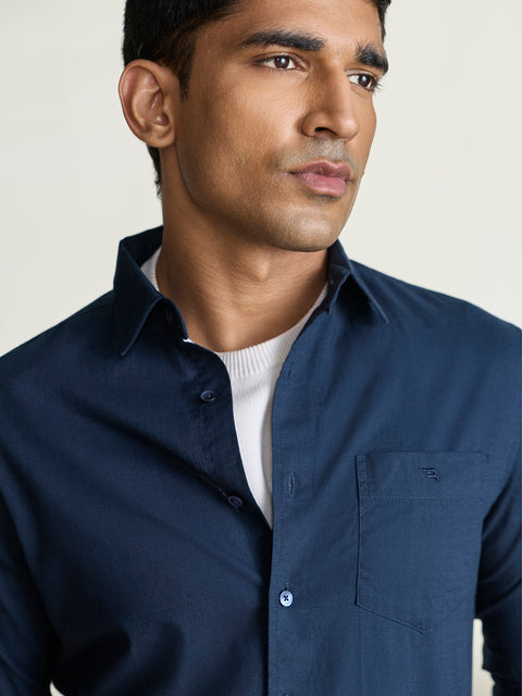 Slub Solid Tailored Fit Shirt