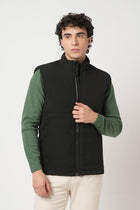 BLACK PUFFER CARGO POCKET GILET - Jacket - 251070378