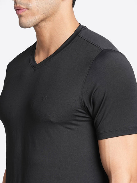 Black V Neck Solid T-shirt - T-Shirt - 230200068