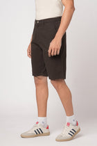 BROWN REGULAR FIT SHORTS - Shorts - 251050036