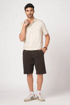 BROWN REGULAR FIT SHORTS - Shorts - 251050036