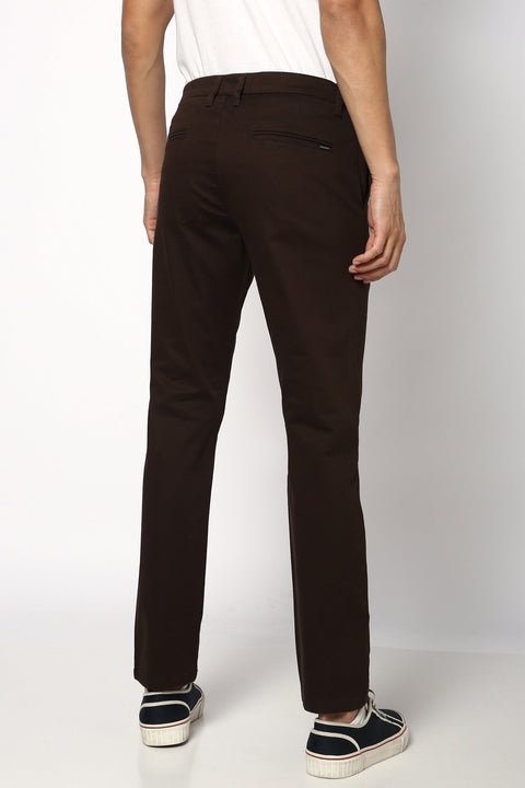 Coffee Traveller Fit Trouser - Trousers - 241041407