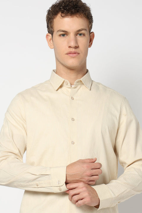 Cream Solid Tailored Fit Shirt - Shirts - 250731637
