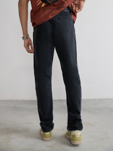 Relaxed Fit Rigid Denim