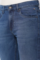 MID BLUE REGULAR WASH STRAIGHT FIT JEANS - Jeans - 250810629