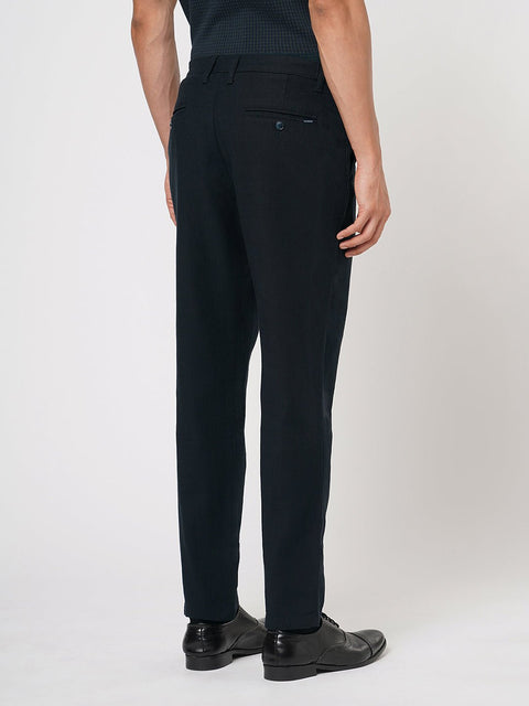 NAVY SLIM TRAVELLER TROUSER - Trousers - 251141426