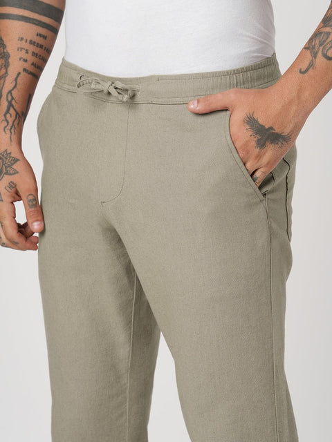 SLIM TRAVELLER RUST DOBBY PANTS - Trousers - 251241662